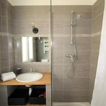 Renting - Notre Dame - Cosy Loft Perfect View On The Roofs アパート
