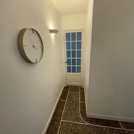 Renting - Notre Dame - Cosy Loft Perfect View On The Roofs アパート ニース
