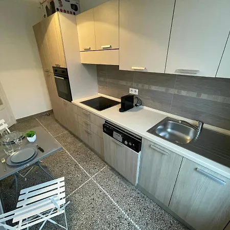 Renting - Notre Dame - Cosy Loft Perfect View On The Roofs * ニース